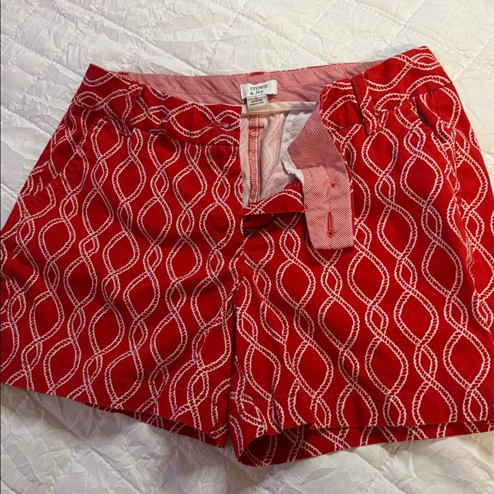 Crown & Ivy "Caroline" Patterned Shorts